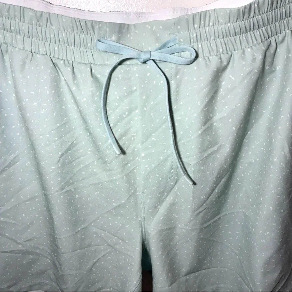 Lululemon Channel Cross Swim Short, 5